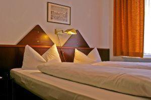 Hotel Corona Frankfurt am Main Szoba fotó